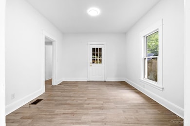 2006 Crescent Blvd, Middletown, OH 45042 - photo 6