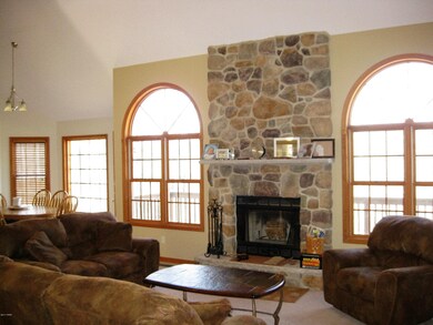 123 Pear Ln, Milford, PA 18337 - photo 6