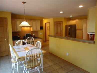 508 Hillcrest Ln, Brooklyn, WI 53521 - photo 7