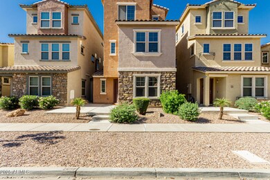 2044 N 77th Ln, Phoenix, AZ 85035 - photo 4