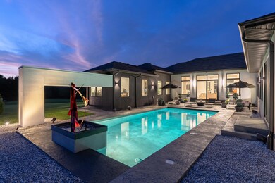 6298 E. Summit View - 006