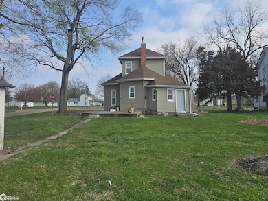 106 W Main St, Brighton, IA 52540 - photo 2