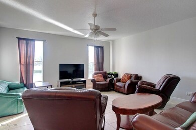 IMG_3640_1_2_Interior 2