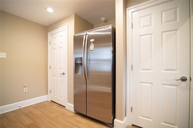 199 Whittier Rd, Pawtucket, RI 02861 - photo 3