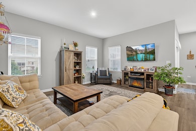 7441 Great Northern Trail, Union, IL 60180 - photo 2