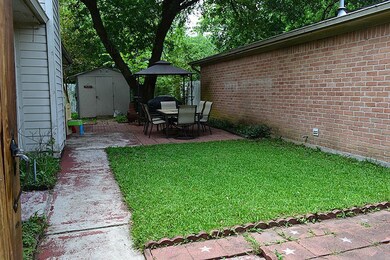 8343 E Ridge Dr, Houston, TX 77040 - photo 3