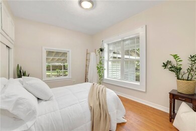 909 NW 9th St, Bentonville, AR 72712 - photo 6