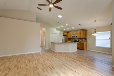 06 Family_Room_View_3