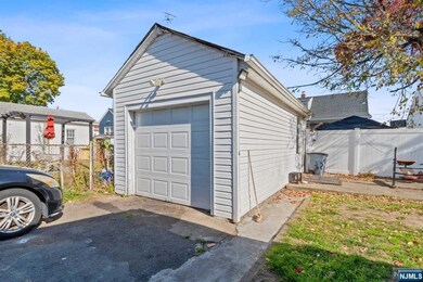 32-34 Arlington Ave, Paterson, NJ 07502 - photo 2