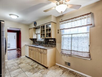 006_Kitchen