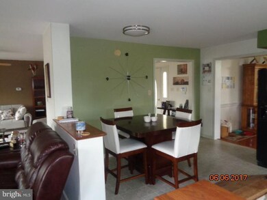 719 Quarry Rd, Bunker Hill, WV 25413 - photo 4