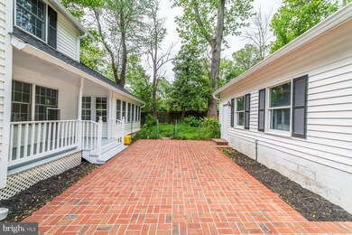 5696 Gaines St, Burke, VA 22015 - photo 7