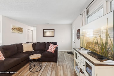 7-web-or-mls-Pohatcong Ave-1706-007