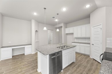 236 Rosemary Dr, Azle, TX 76020 - photo 2