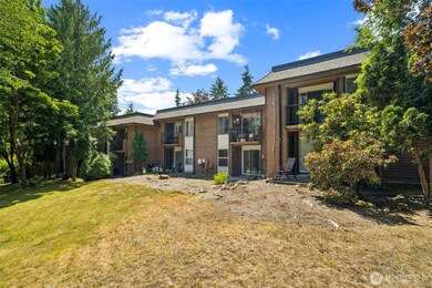 7311 224th St SW unit C5, Edmonds, WA 98026 - photo 2