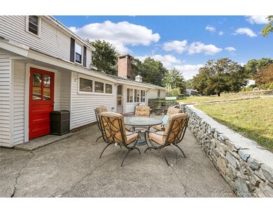 630 Hildreth St, Dracut, MA 01826 - photo 5