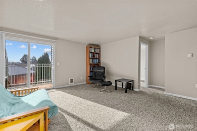 Holly 100 unit A208, Everett, WA 98204 - photo 5