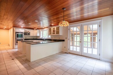 15 Alexander Rd, Londonderry, NH 03053 - photo 7