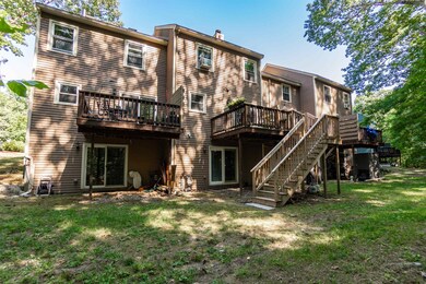 46 Walnut Cir, Merrimack, NH 03054 - photo 5