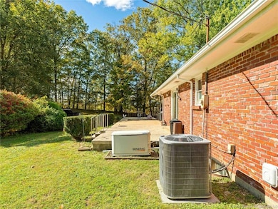 895 Brigetta Dr NE, Corydon, IN 47112 - photo 7