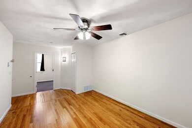 66 N Margin St unit 1, Boston, MA 02113 - photo 5