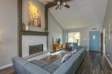 9927 Edelweiss Cir, Shawnee, KS 66203 - photo 6