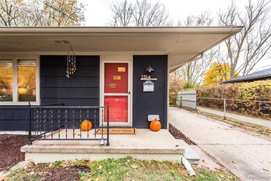 1514 Argyle Crescent, Ann Arbor, MI 48103 - photo 3