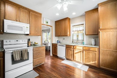 121 Frame Ave, Waukesha, WI 53186 - photo 7