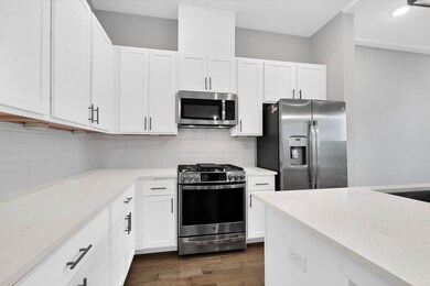 4508 Whitney Park Way, Houston, TX 77022 - photo 3