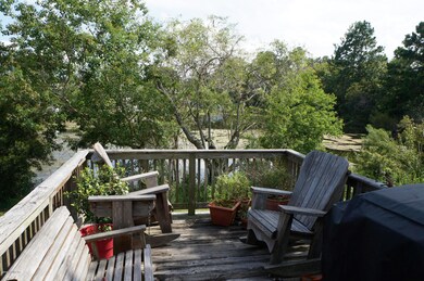 8742 Buzz Ct, Jacksonville, FL 32216 - photo 2