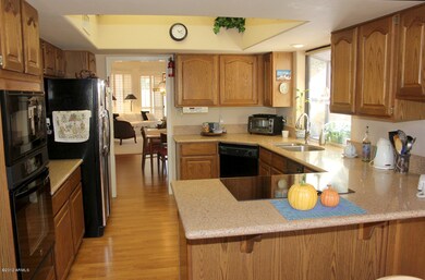 KITCHEN!