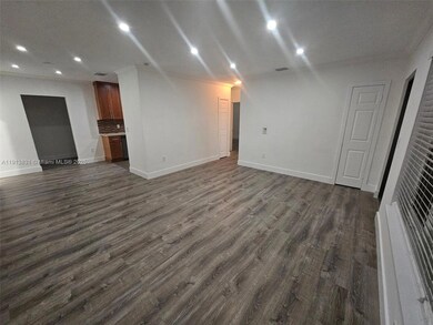 425 NE 109th St, Miami, FL 33161 - photo 7