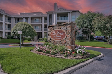 The Point at Walden unit B110, Montgomery, TX 77356 - photo 2