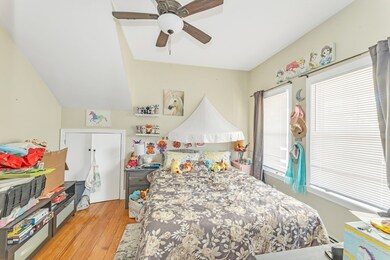 115 Selwyn St unit 1, Roslindale, MA 02131 - photo 3