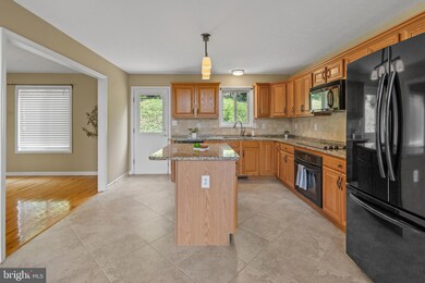 186 Hillandale Rd, Front Royal, VA 22630 - photo 4