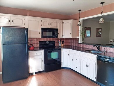 991 Barnside Rd, Allentown, PA 18103 - photo 7