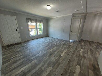 12130 S US Highway 41 unit 202, Gibsonton, FL 33534 - photo 5