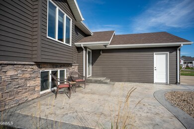 1605 9th Ave SE, Mandan, ND 58554 - photo 6