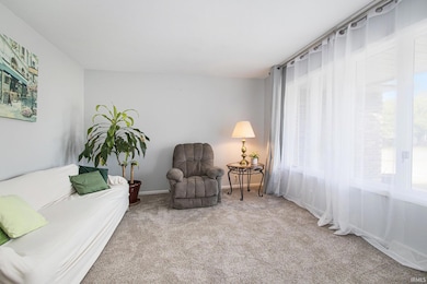 25578 Thornberry Ct, Elkhart, IN 46517 - photo 2