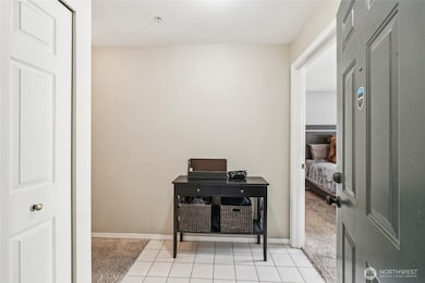 2001 120th Place SE unit 2-204, Everett, WA 98208 - photo 2