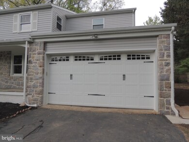 110 Laurel Ln, Pottstown, PA 19465 - photo 6