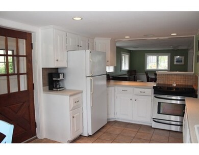 15 Lincoln Ave, Marblehead, MA 01945 - photo 3