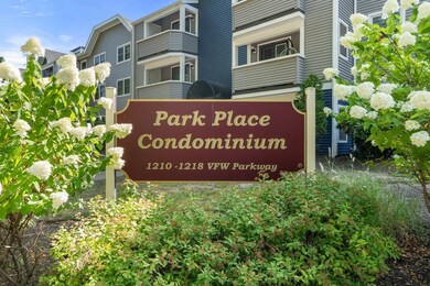 1216 Vfw Pkwy unit 40, West Roxbury, MA 02132 - photo 4