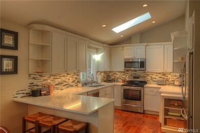 623 220th St SW, Bothell, WA 98021 - photo 3