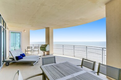 On the 18th floor, you'll be treated to fabulous v