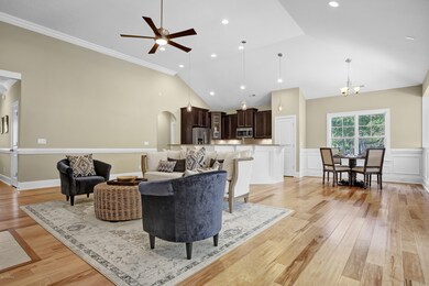 141-Olde-Pointe-Reshoot-Interior-10