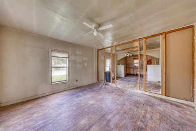 806 Liberty St, Weatherford, TX 76086 - photo 2