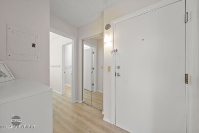 15-web-or-mls-411 Sweetgate Ct Exports-1