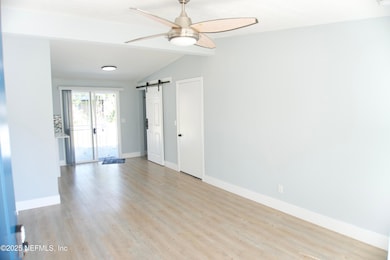 5201 Locksley Ave, Jacksonville, FL 32208 - photo 4