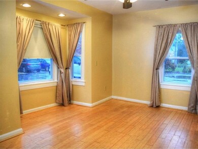 8 Waverly St, Essex Junction, VT 05452 - photo 5